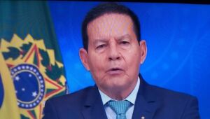 Filhos de Bolsonaro reagem a pronunciamento de Mourão: 'Máscaras caem'