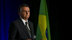 Exército emite documento necessário para Bolsonaro entregar armas