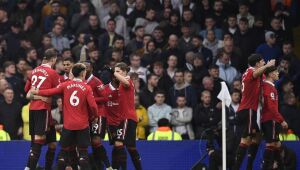 Fora de casa, Manchester United vence Leeds pela Premier League 