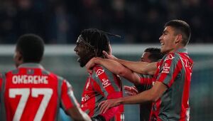 Cremonese vence Roma e consegue sua 1ª vitória no Italiano