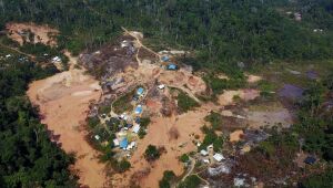 Garimpo ameaça indígenas isolados em área Yanomami