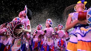 Marco Zero recebe 13 Nações de Maracatu e "trovoada" dá início ao Carnaval 2023 no Recife