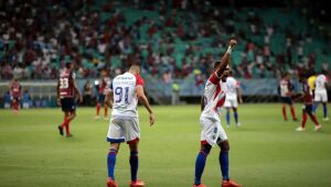 Copa do Nordeste: Fortaleza bate Bahia e segue na liderança do Grupo A