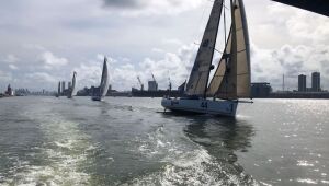 Barcos da Globe 40 partem do Recife com destino ao Caribe