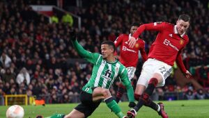 Manchester United se recupera com goleada sobre o Betis na Liga Europa