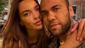 Ex-mulher de Daniel Alves nega que tenha feito acordo com jogador para adiar divórcio: "Mentira"