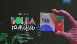 Caixa paga novo Bolsa Família a beneficiários com NIS de final 5