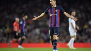 Barcelona sem Lewandowski e Real Madrid com desfalques; veja escalações para clássico na Copa do Rei