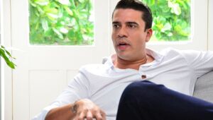 "Quem se adapta melhor, vive melhor", diz o prefeito de Caruaru ao falar sobre política