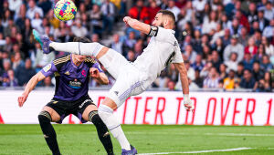 Com hat-trick de Benzema, Real Madrid atropela Valladolid 