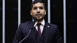 Petistas não querem deputado bolsonarista em CPMI e avaliam entrar na Justiça