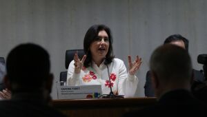 Ministra condiciona custeio de despesas à aprovação de regra fiscal