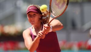 Andreeva, de 16 anos, é eliminada por Sabalenka nas oitavas do WTA 1000 de Madri