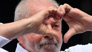 "Todas as pessoas que tentaram dar golpe serão presas", diz Lula em ato do 1&ordm; de Maio