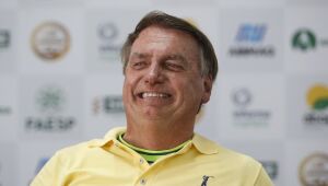 Presidente de honra do PL, Bolsonaro diz estar "meio aposentado" da política