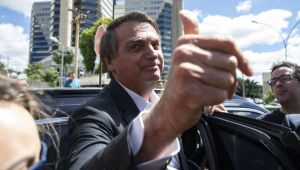 Defesa diz que Bolsonaro não pediu a ninguém para baixar certificado de vacinação