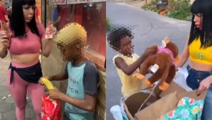 "Influencers" entregam banana e macaco de pelúcia para crianças negras; vídeo