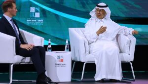 Arábia Saudita anuncia grandes acordos de investimentos entre China e mundo árabe