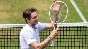 Bublik vence Zverev e vai enfrentar Rublev na final no ATP 500 de Halle