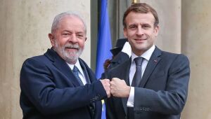 Em almoço com Macron, Lula vai criticar "endurecimento" no acordo entre Mercosul e União Europeia