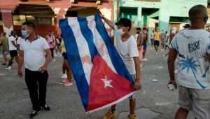 Cubans protest in Havana in support of the Palestinian people