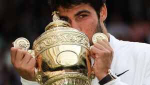 Carlos Alcaraz bate Novak Djokovic e é campeão de Wimbledon; saiba como foi o duelo