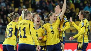 Suécia goleia Itália e se classifica às oitavas da Copa feminina