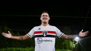 São Paulo anuncia contratação do colombiano James Rodríguez