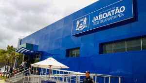 Prefeituras de Jaboatão e Petrolina alteram expediente em dias de jogos do Brasil na Copa