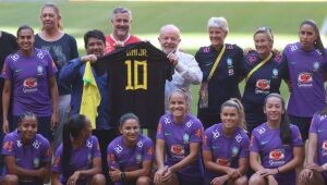 Lula defende investimento no futebol feminino: "Nas escolas, tem que ter espaço"