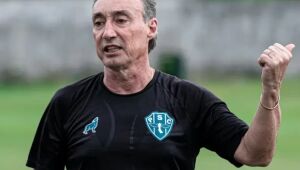 Técnico Roberto Fonseca pode substituir Felipe Conceição no Santa Cruz