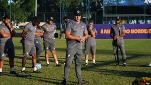 Martelotte celebra a vantagem do Retrô no mata mata da Série D, mas prega cautela no jogo de volta