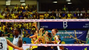 Em Geraldão lotado, no Recife, Brasil bate Argentina no Sul-Americano