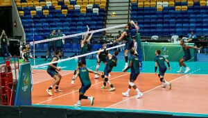 Seleção brasileira de vôlei finaliza preparativos antes da estreia no Sul-Americano