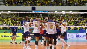 No Geraldão, Brasil passa pela Colômbia e fica perto do título do Sul-Americano de Vôlei