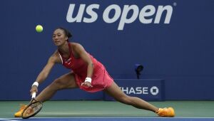 Vice-campeã no ano passado, tenista tunisiana cai nas oitavas do US Open