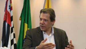 Haddad sobre críticas do PT ao governo: Atrapalha quando há "jogo cifrado"