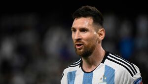 Messi dá show na goleada da Argentina sobre a Bolívia; Uruguai só empata e Paraguai vira