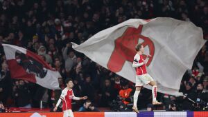 Arsenal derrota Wolverhampton e reassume a liderança do Campeonato Inglês