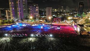 Segunda noite da Virada Recife 2024, no polo Pina, reúne multidão