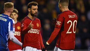 Em jogo frenético, Manchester United empata por 2 a 2 com o Bournemouth no Campeonato Inglês