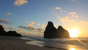 Fernando de Noronha é eleita a ilha mais bonita das Américas Central e do Sul em 2024