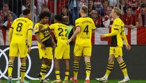 Bayern perde em casa para Dortmund e vê Leverkusen disparar na Bundesliga 