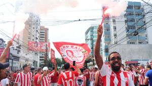 Em jogo de torcida única, alvirrubros comparecem aos Aflitos para Clássico dos Clássicos