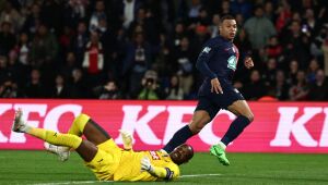 PSG vence Rennes com gol de Mbappé e pega Lyon na final da Copa da França