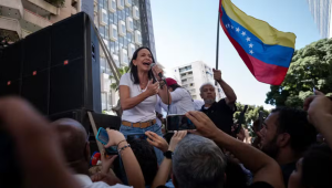 Venezuela: María Corina Machado confirma apoio a Urrutia para enfrentar Maduro