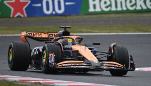 Na dobradinha da McLaren, Piastri vence primeiro na F1 no GP da Hungria
