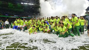 Palmeiras reage no Allianz de novo, supera Santos e conquista o tri do Paulistão