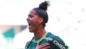 Amanda Gutierres comanda vitória do Palmeiras sobre o Real Brasília