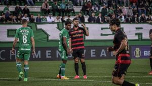 Sport cede empate para a Chapecoense e perde chance de voltar ao G4